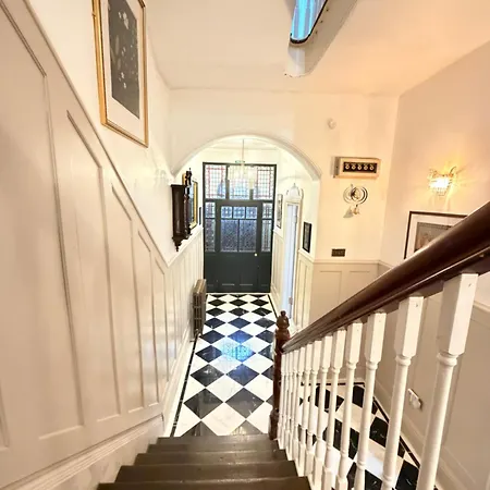 بيت للعطل The Townhouse