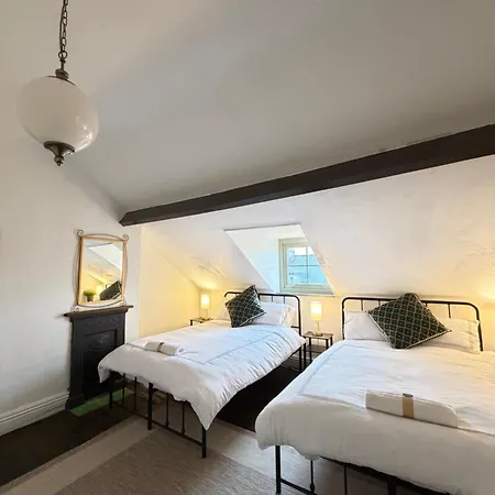 The Townhouse *