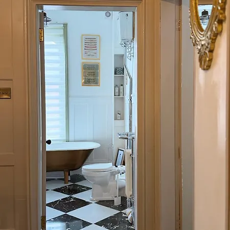 The Townhouse بيت للعطل